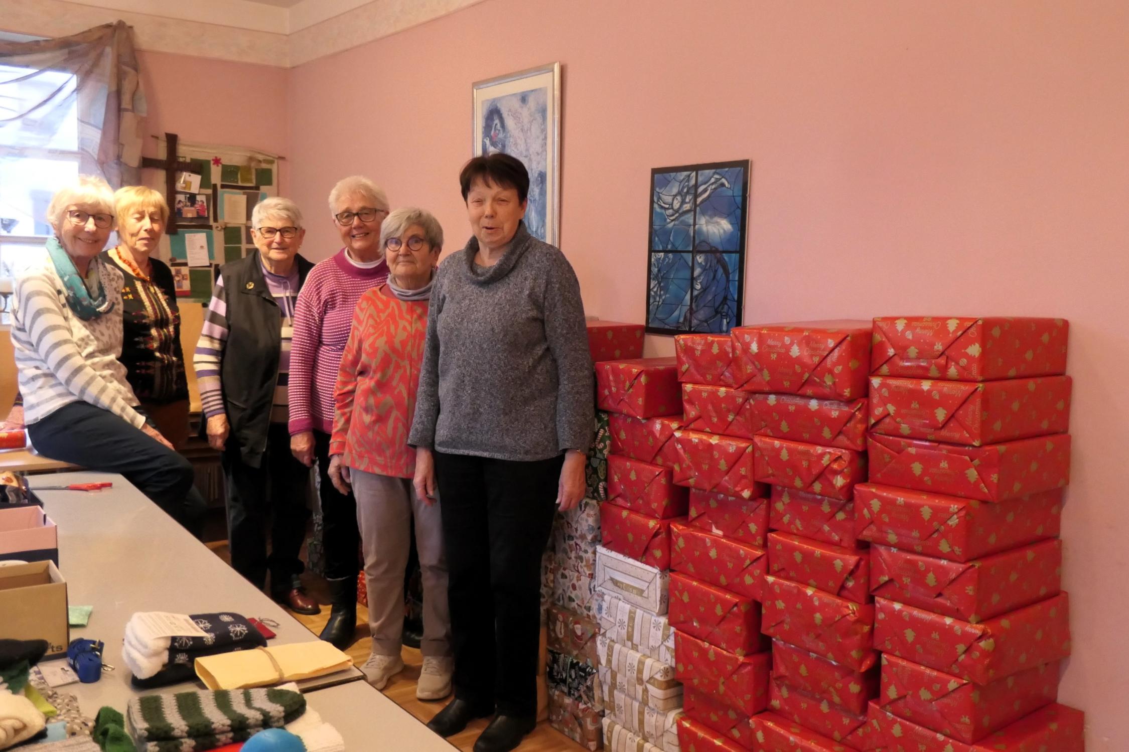 BW_Frauenkreis-Paeckchenaktion_2025_9